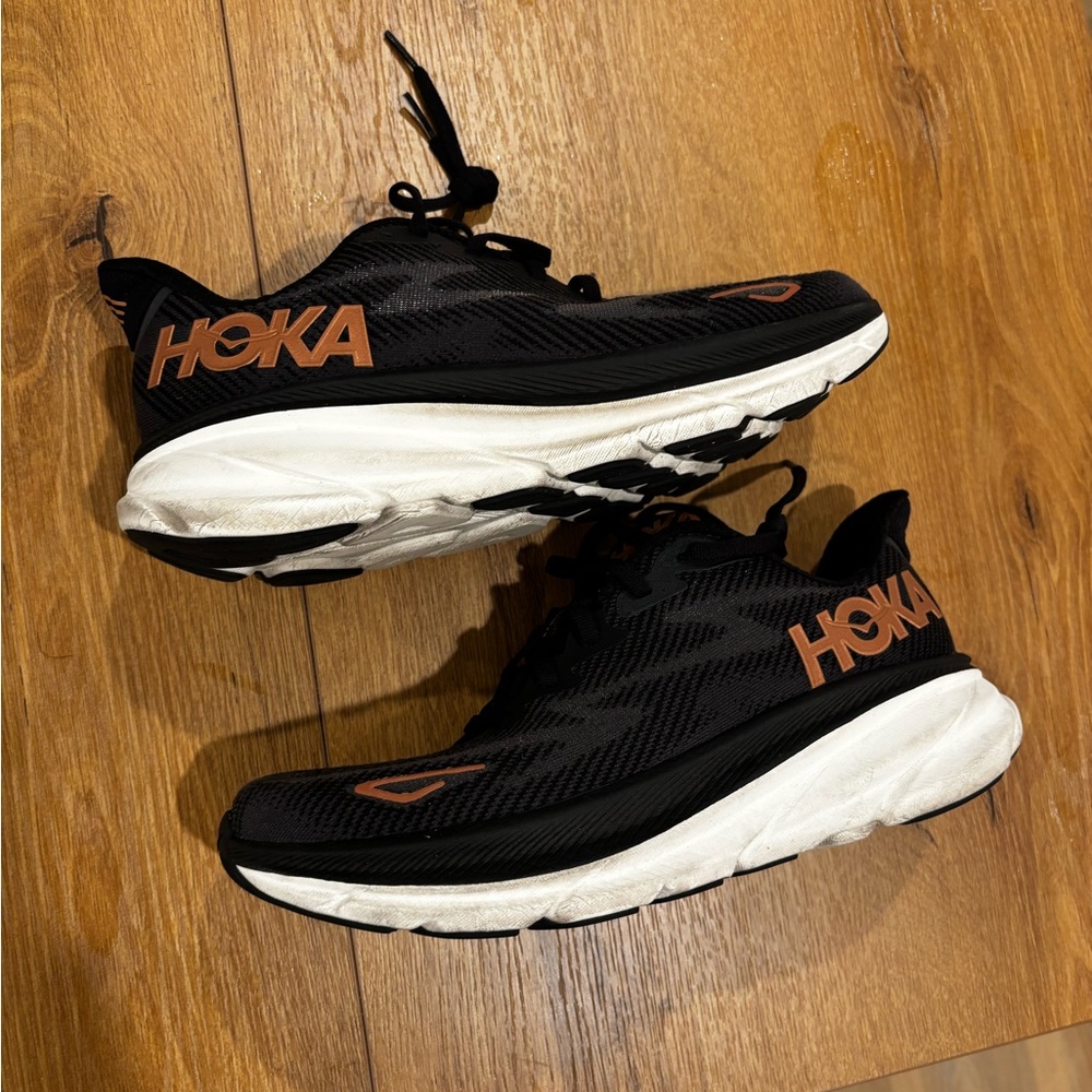 Women’s Hoka Clifton 9
